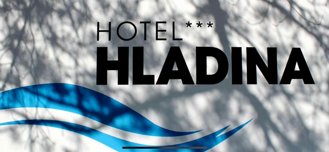 Hotel Hladina Nebrich Zewnętrze zdjęcie