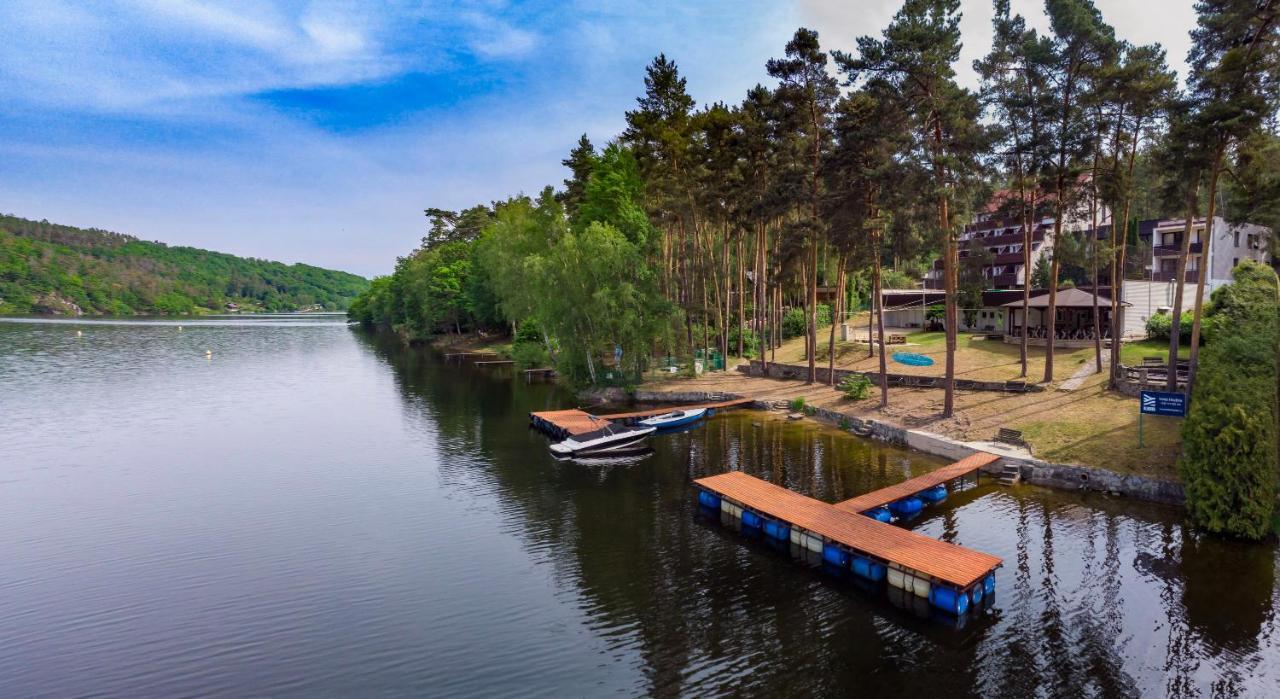 Hotel Hladina Nebrich Zewnętrze zdjęcie