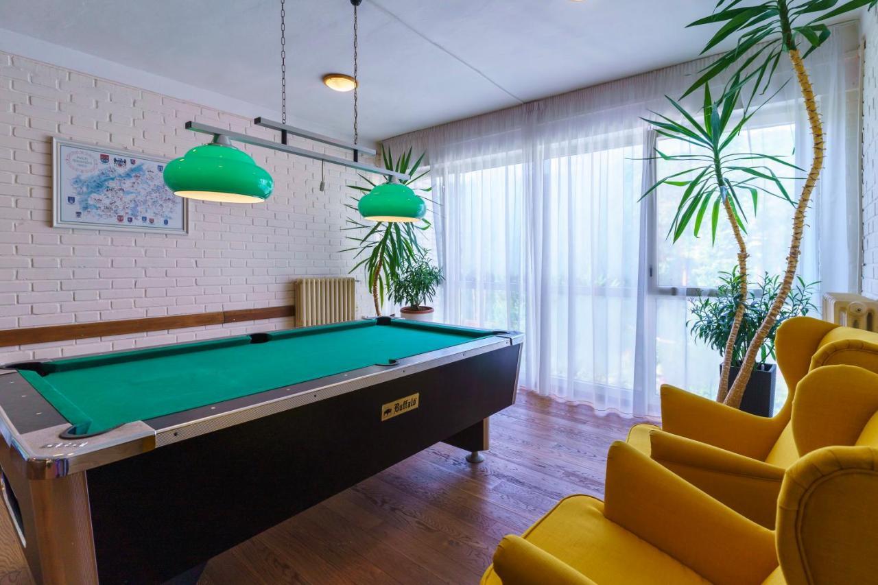 Hotel Hladina Nebrich Zewnętrze zdjęcie